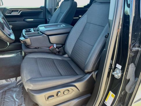 Used 2023 Chevrolet Silverado 1500 LT AWD/4WD image 20