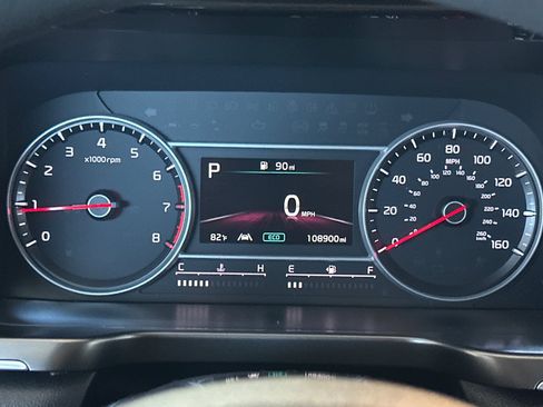 Used 2021 Kia Sorento LX AWD/4WD image 24