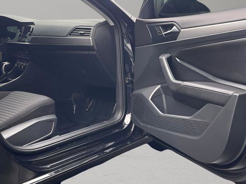 Used 2023 Volkswagen Jetta S image 33