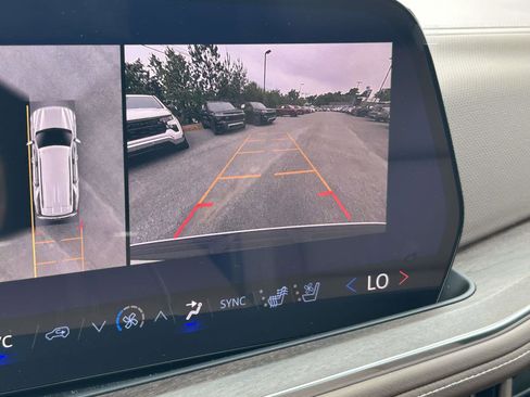 New 2026 Chevrolet Tahoe High Country AWD/4WD image 26