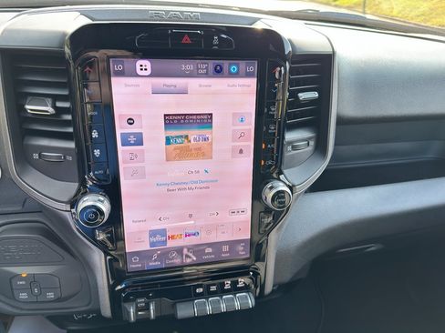 New 2026 RAM 2500 Tradesman AWD/4WD image 18