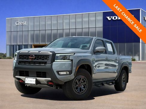 Used 2026 Nissan Frontier PRO-4X w/ Pro-4x Convenience Package AWD/4WD image 1
