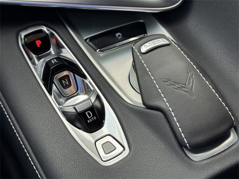 Used 2025 Chevrolet Corvette Stingray image 18