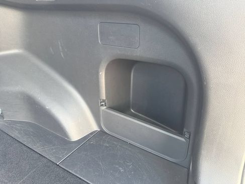 Used 2025 Toyota RAV4 LE AWD/4WD image 29