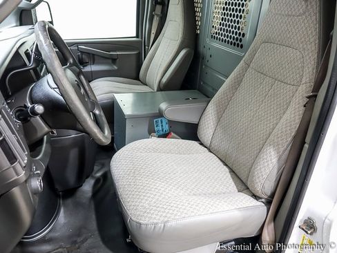 Certified 2017 GMC Savana 2500 w/ All Terrain Package image 6