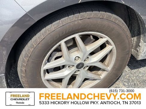Used 2024 Ford Edge SEL w/ Convenience Package AWD/4WD image 9