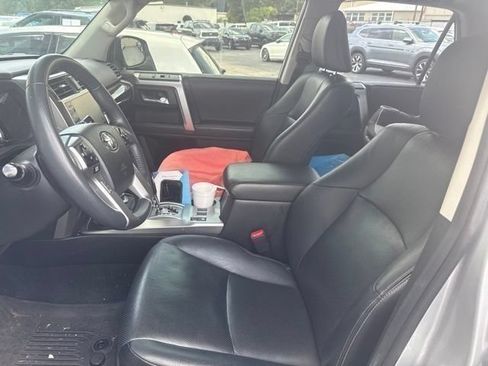 Used 2021 Toyota 4Runner Limited AWD/4WD image 32