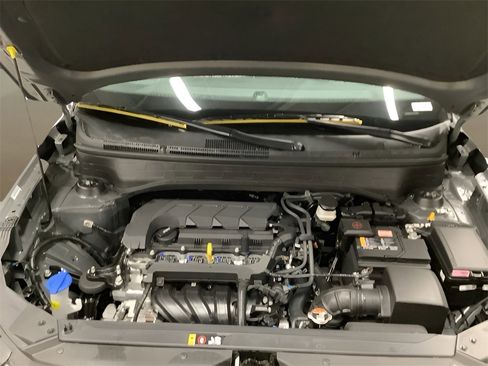Used 2025 Hyundai Venue SEL image 47