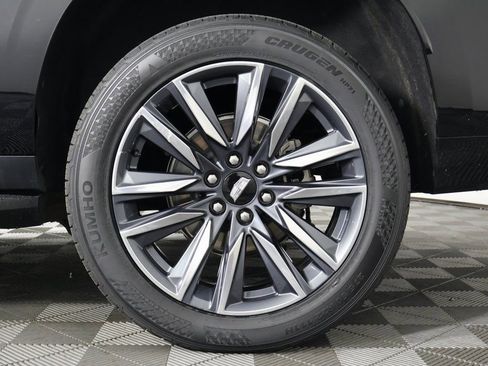 Used 2023 Cadillac Escalade ESV Sport image 17