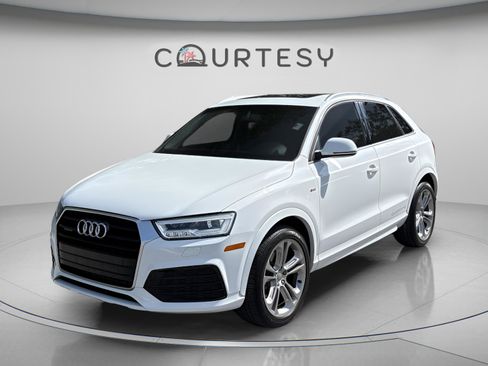 Used 2016 Audi Q3 2.0T Prestige w/ Prestige Package AWD/4WD image 1