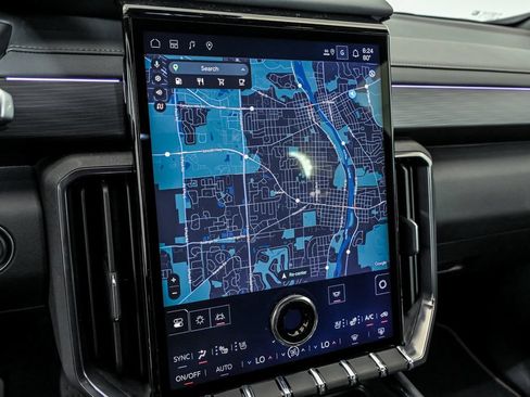New 2027 GMC Acadia AT4 w/ Luxury Package AWD/4WD image 13