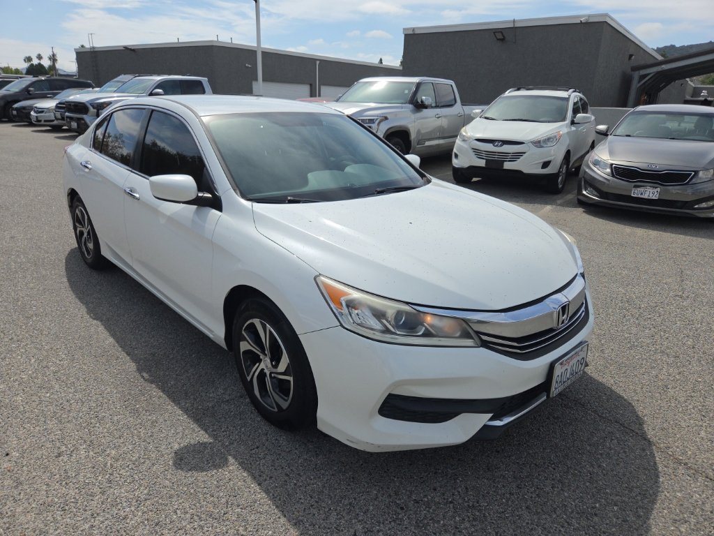 Used 2017 Honda Accord LX image 7