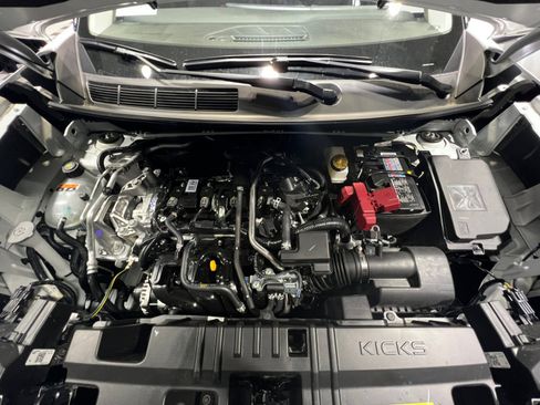 New 2026 Nissan Kicks SR FWD image 22