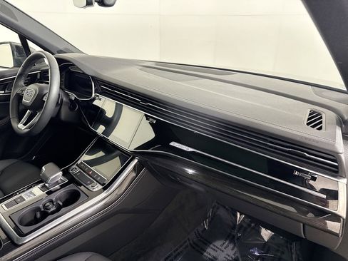 Certified 2025 Audi Q7 3.0T Premium Plus w/ Premium Plus Package image 30
