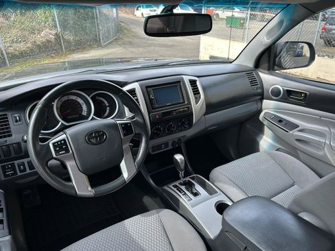 Used 2012 Toyota Tacoma 4x4 Double Cab w/ SR5 Pkg image 14