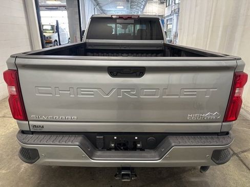 Used 2025 Chevrolet Silverado 3500 High Country w/ High Country Premium Package image 5