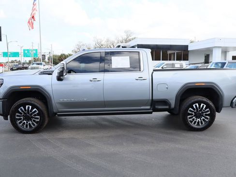 Certified 2025 GMC Sierra 2500 Denali Ultimate image 5