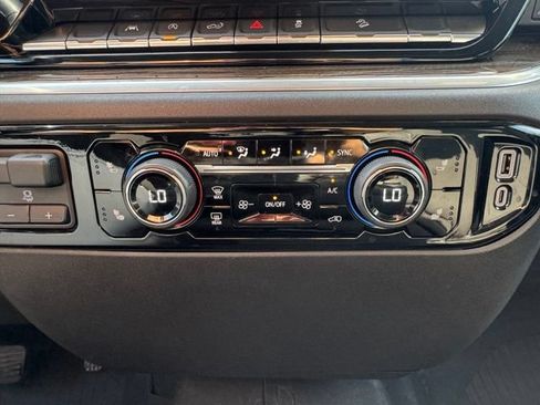 Used 2023 Chevrolet Silverado 1500 LT AWD/4WD image 26