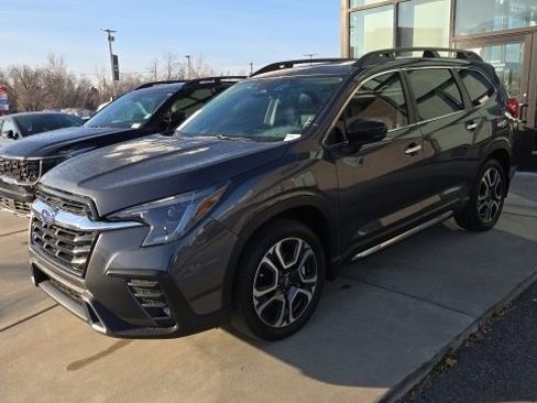 Used 2024 Subaru Ascent Touring image 2