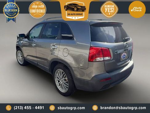 Used 2011 Kia Sorento EX w/ Premium Pkg AWD/4WD image 4