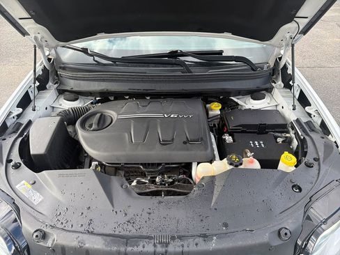 Used 2019 Jeep Cherokee Limited w/ Safetytec Group image 25