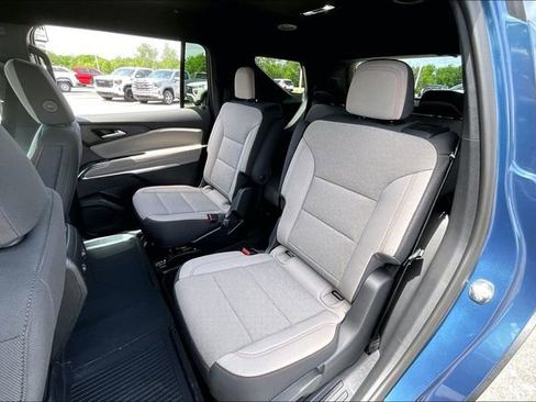 New 2026 Chevrolet Traverse LT FWD image 10