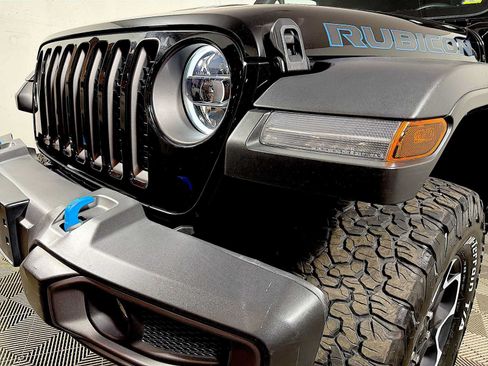 Used 2023 Jeep Wrangler Unlimited Rubicon 4xe w/ Cold Weather Group AWD/4WD image 25