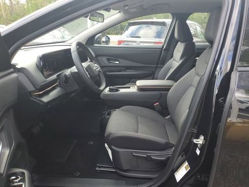 Certified 2023 Nissan Ariya FWD image 11