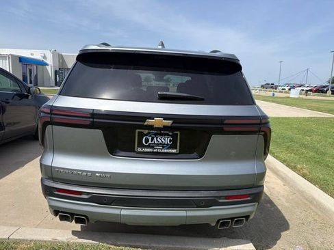Used 2026 Chevrolet Traverse LT w/ Driver Confidence Package AWD/4WD image 5