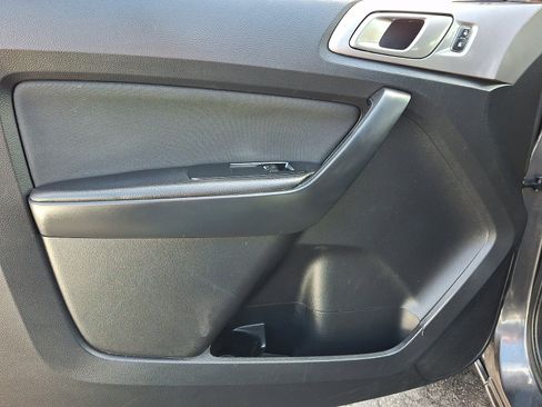 Used 2020 Ford Ranger XLT image 12