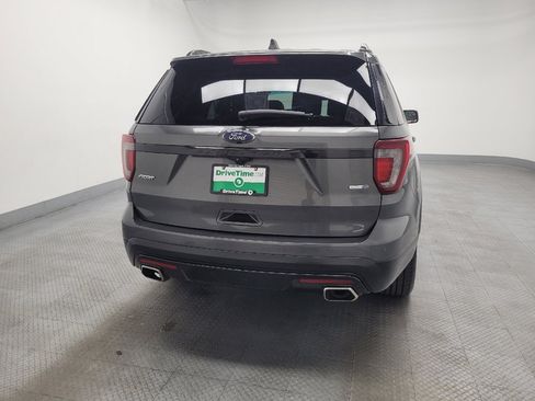 Used 2017 Ford Explorer Sport image 7