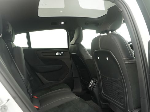 Used 2023 Volvo C40 P8 Recharge Plus image 12