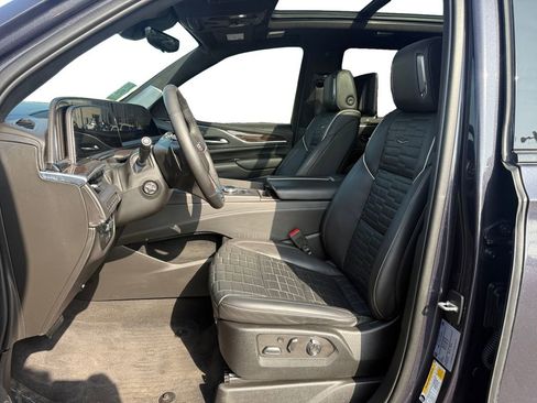 Used 2023 Cadillac Escalade Sport Platinum image 10