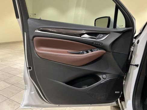 Used 2021 Buick Enclave Avenir w/ Avenir Technology Package image 22