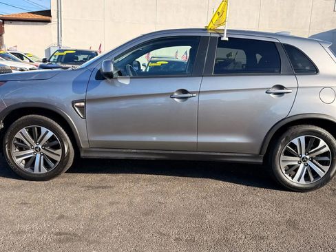 Used 2023 Mitsubishi Outlander Sport ES image 10