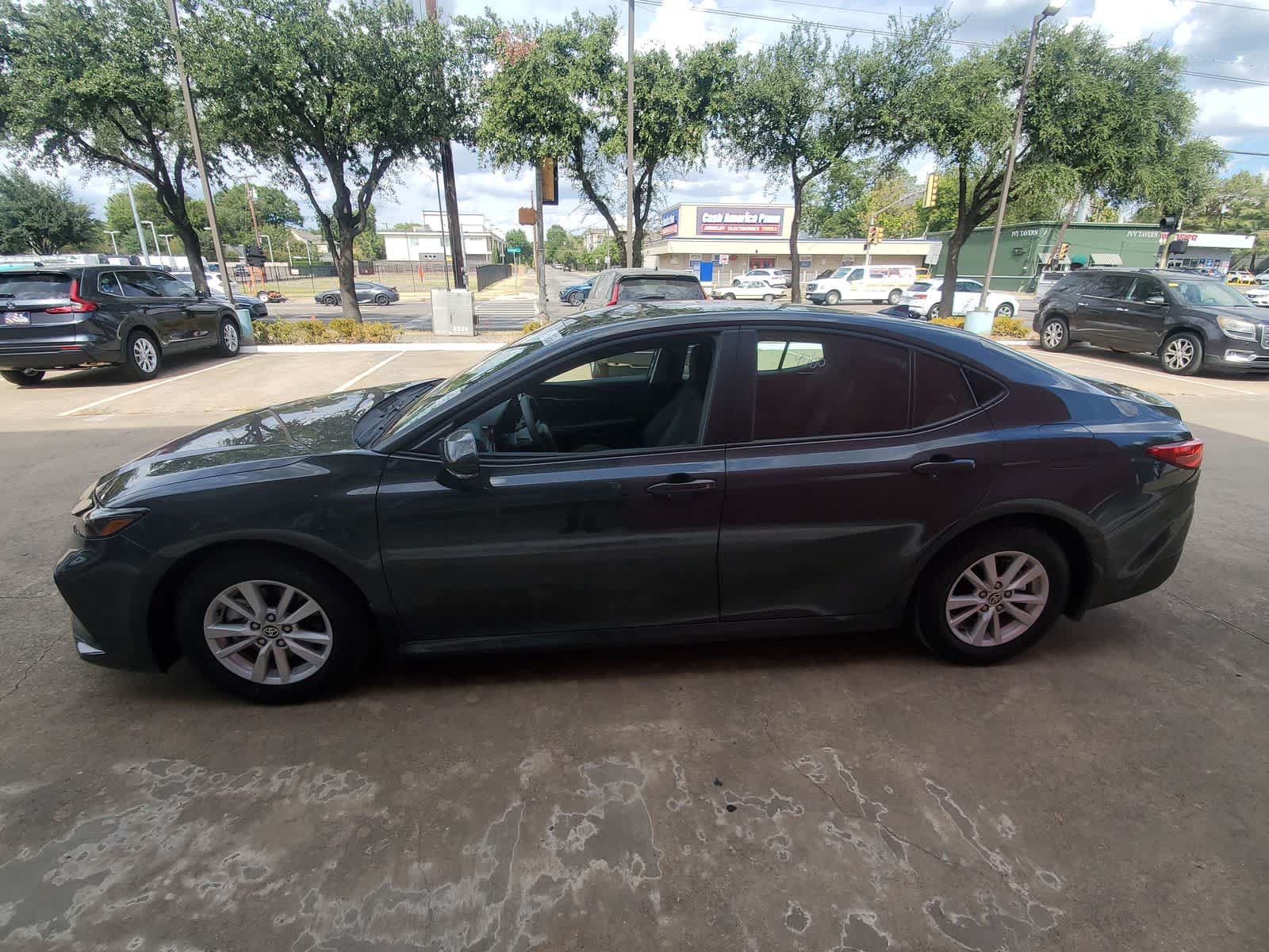 Used 2026 Toyota Camry LE w/ Convenience Package FWD image 3