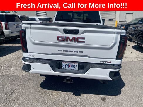 Used 2025 GMC Sierra 2500 AT4 w/ Technology Package AWD/4WD image 18