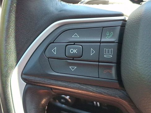 Used 2021 Jeep Grand Cherokee L Limited w/ MOPAR Finishing Package AWD/4WD image 21