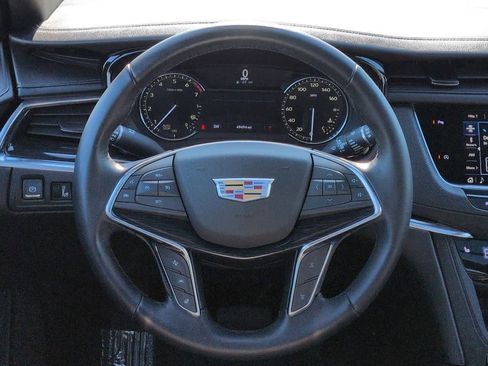 Used 2020 Cadillac XT5 Premium Luxury image 24