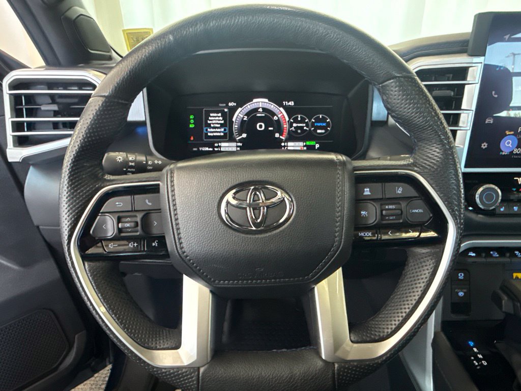 Used 2024 Toyota Tundra Platinum w/ TRD Off-Road Package AWD/4WD image 9