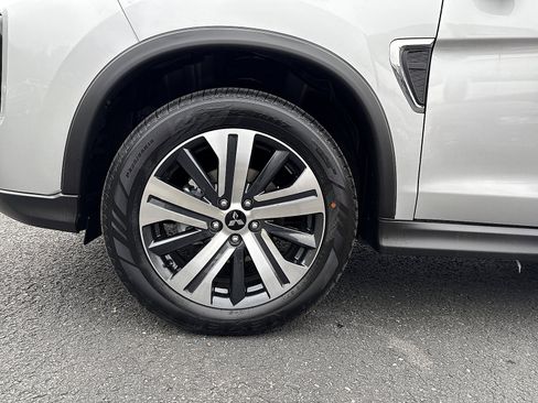 New 2025 Mitsubishi Outlander Sport SE image 8