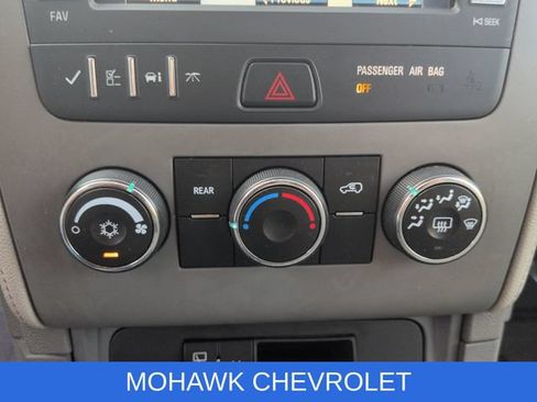 Used 2017 Chevrolet Traverse LS FWD image 16