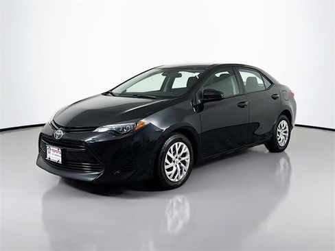 Certified 2019 Toyota Corolla LE image 2