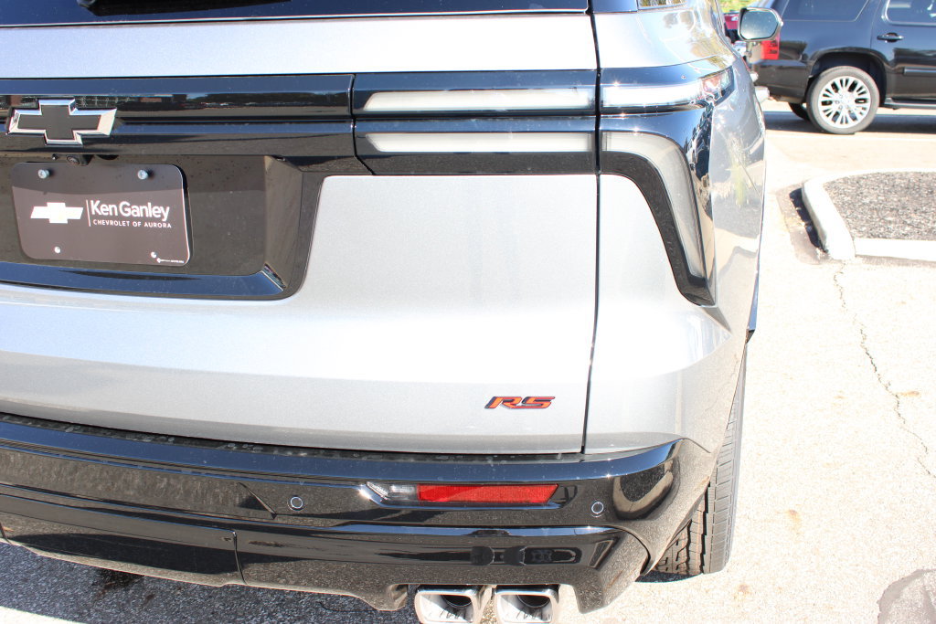 New 2027 Chevrolet Traverse RS w/ LPO, Floor Liner Package AWD/4WD image 41