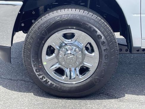 New 2026 RAM 2500 Tradesman w/ Chrome Appearance Group AWD/4WD image 10
