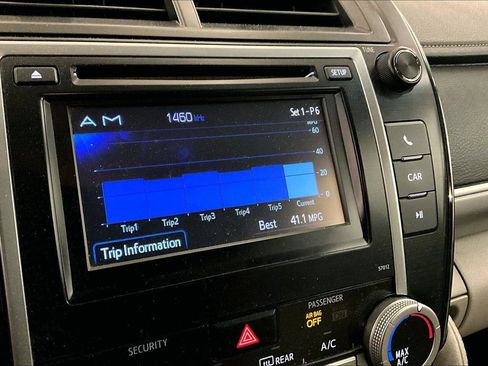 Used 2012 Toyota Camry LE image 21