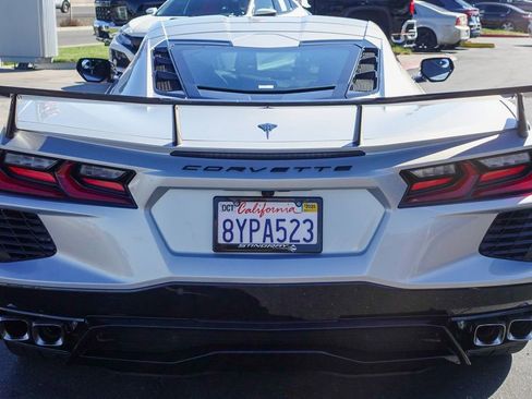 Used 2022 Chevrolet Corvette Stingray Coupe w/ Z51 Performance Package image 13