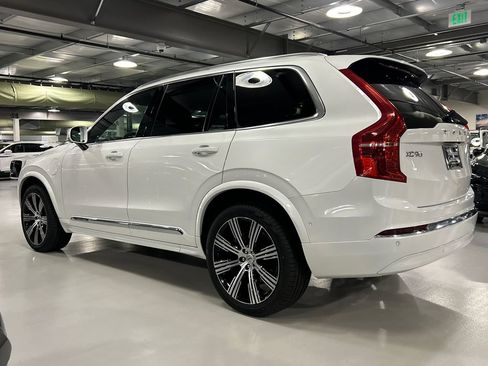 Certified 2023 Volvo XC90 T8 Plus w/ Protection Package AWD/4WD image 4