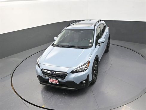 Used 2022 Subaru Crosstrek 2.0i Premium w/ Moonroof Package image 21