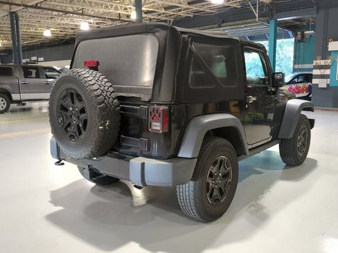 Used 2015 Jeep Wrangler Sport AWD/4WD image 7